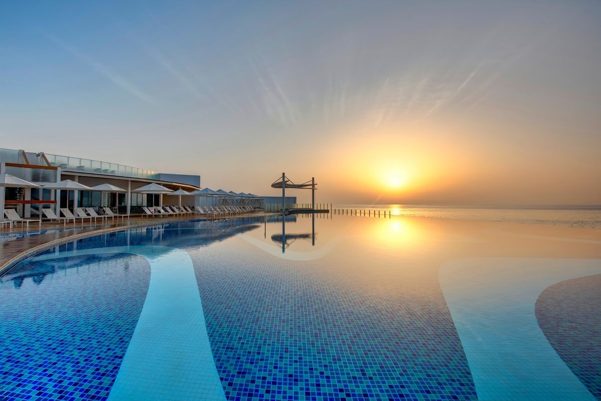 Royal M Al Aqah Beach Resort by Gewan фото 8