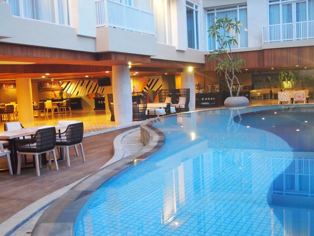 Bedrock Hotel Kuta Bali фото 22