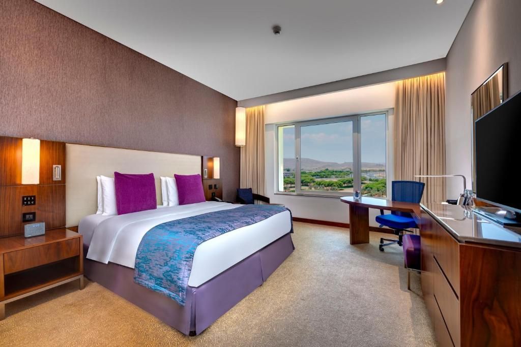 Crowne Plaza Muscat OCEC фото 30