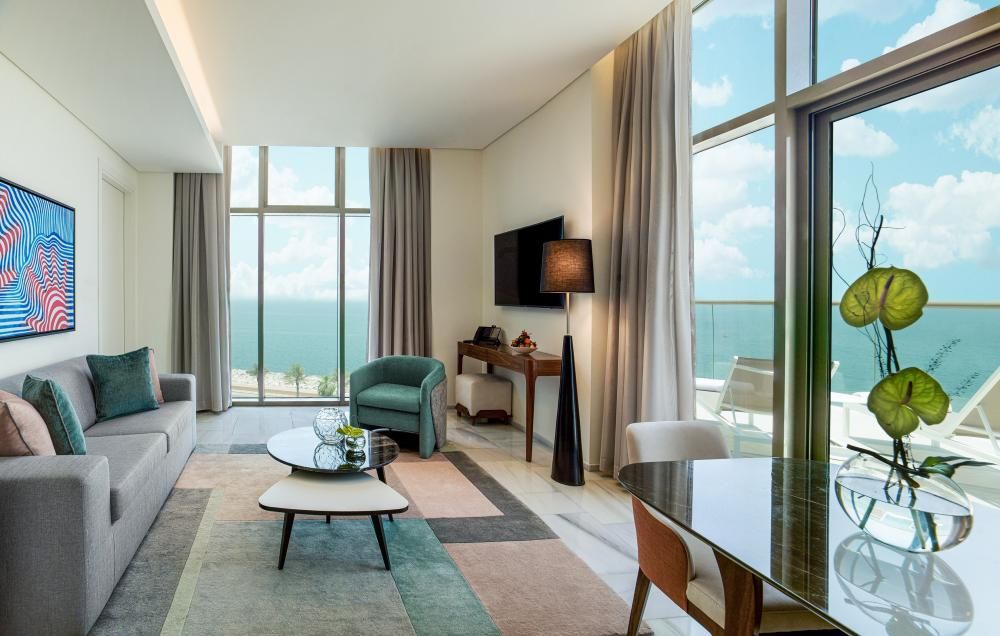 Th8 Palm Dubai Beach Resort Vignette Collection фото 43