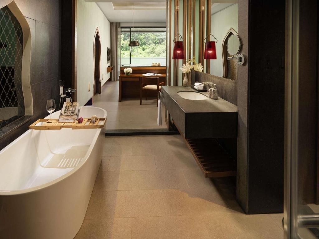 Avista Hideaway Phuket Patong - MGallery by Sofitel фото 82