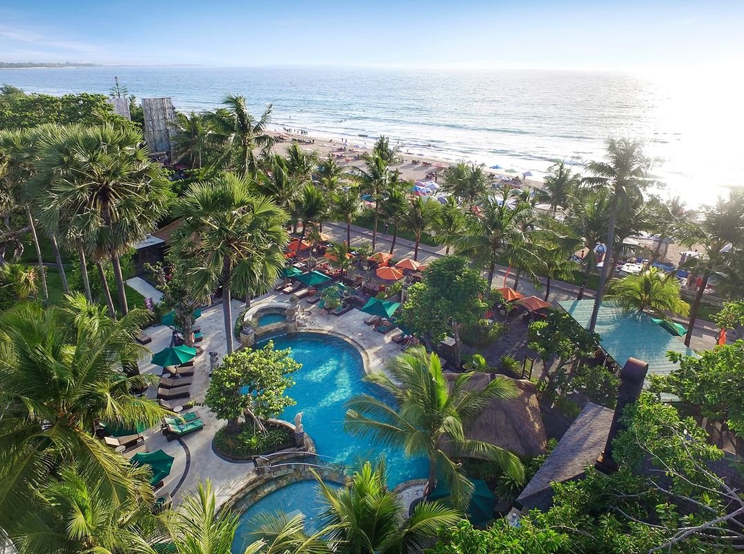 Legian Beach Hotel фото 4