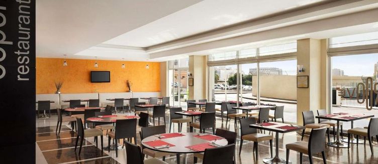 Фото отеля ibis Muscat