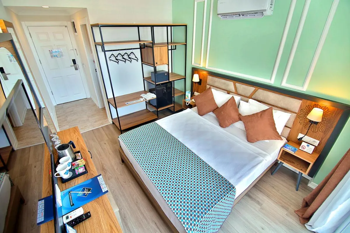 Club Big Blue Suit Hotel фото 3