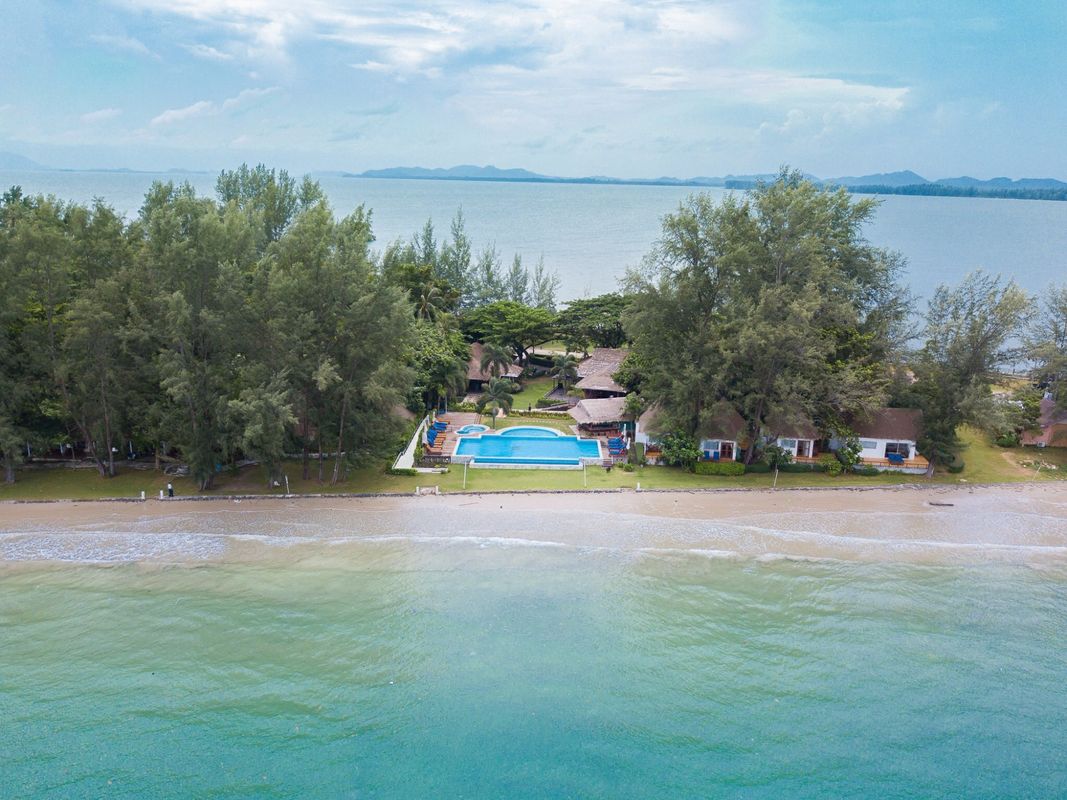 TwinBay Resort фото 0