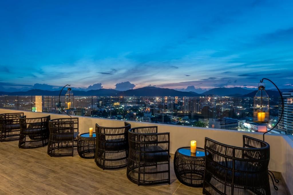 Novotel Phuket City Phokeethra фото 9