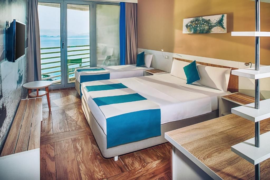 Carine Hotel Delfin фото 27