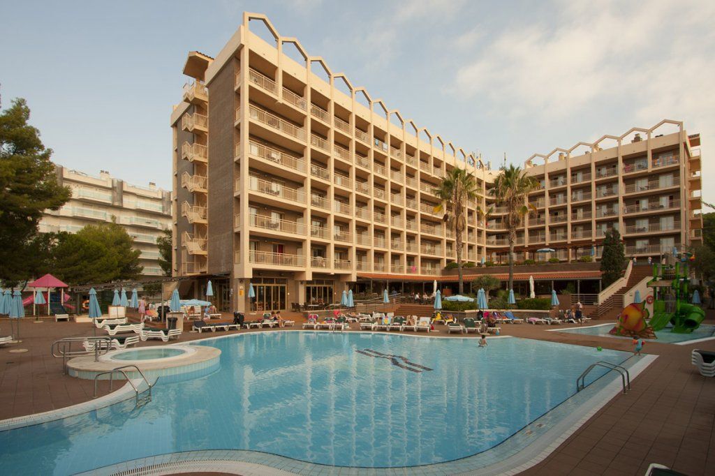 Golden Avenida Suites фото 1
