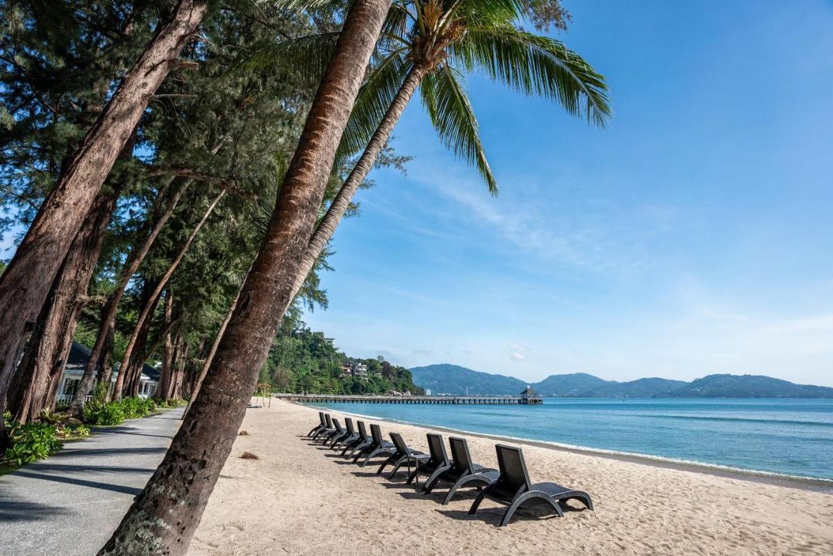Thavorn Beach Village Resort & Spa фото 7