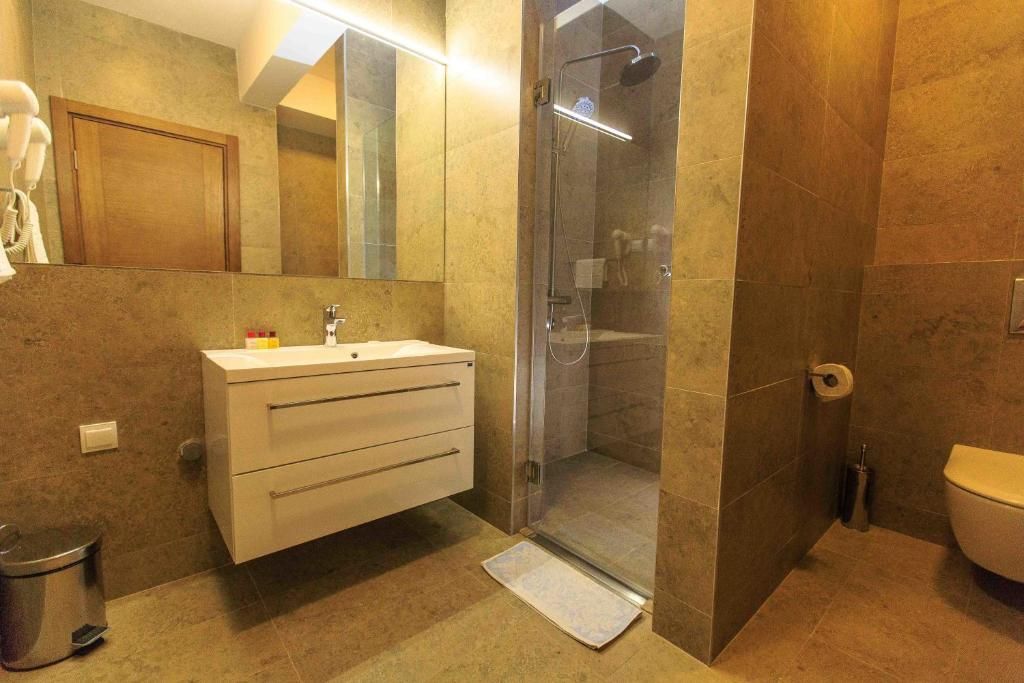 Апарт-отель «Apartments Kuce Lekovica Beach & Restaurant» фото 6