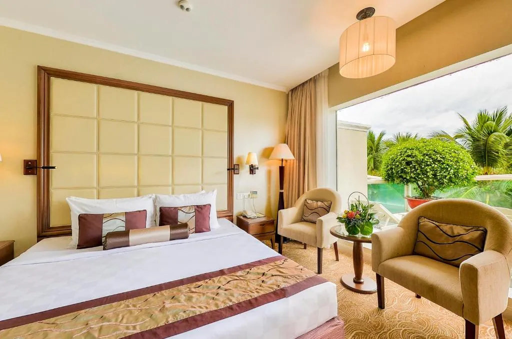 Sea Links Beach Hotel фото 1