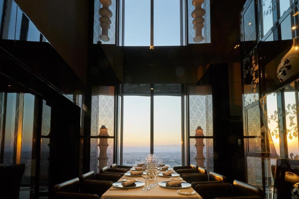 Eurostars Madrid Tower фото 61