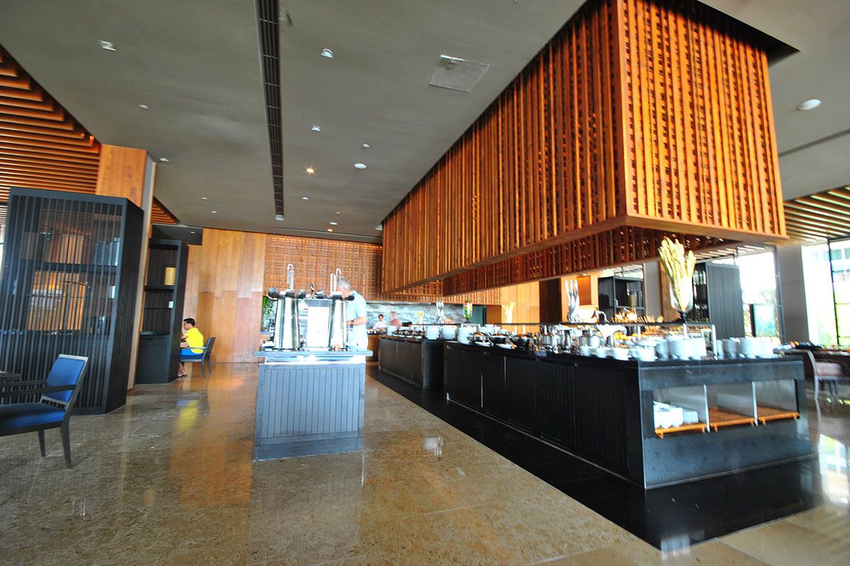 Phuket Panwa Beachfront Resort фото 12