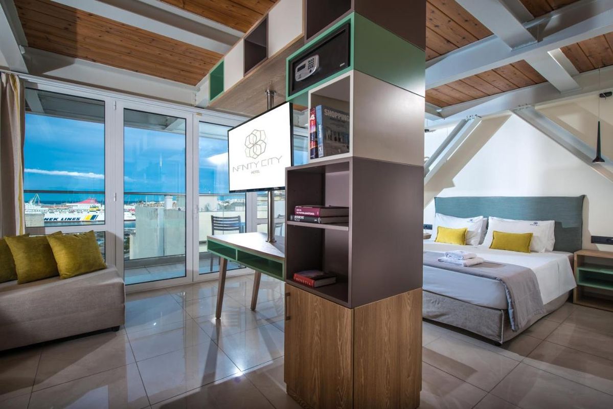 Infinity City Boutique Hotel фото 2