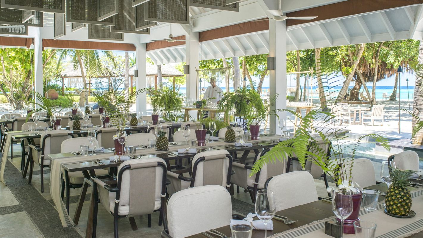 Four Seasons Resort Maldives at Landaa Giraavaru фото 8
