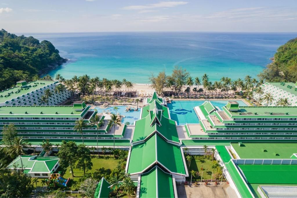 Le Meridien Phuket Beach Resort фото 125
