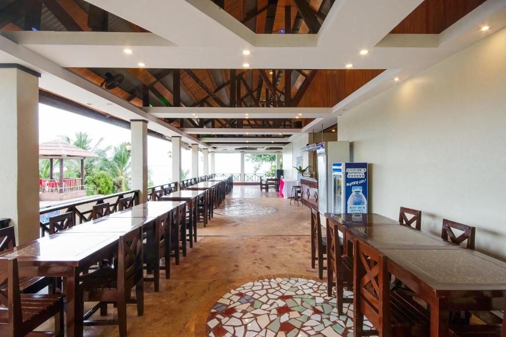 La Veranda Beach Resort & Restaurant фото 24