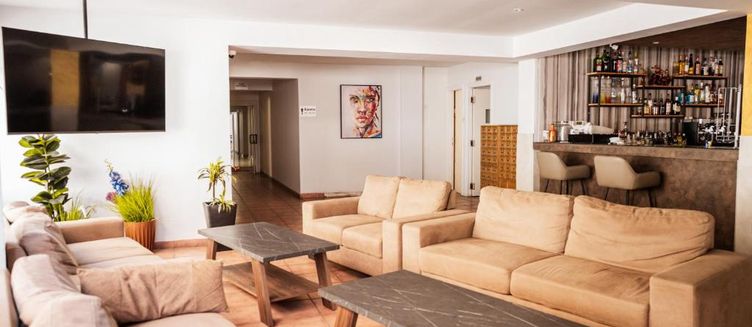 Фото отеля Paul Marie Apartments