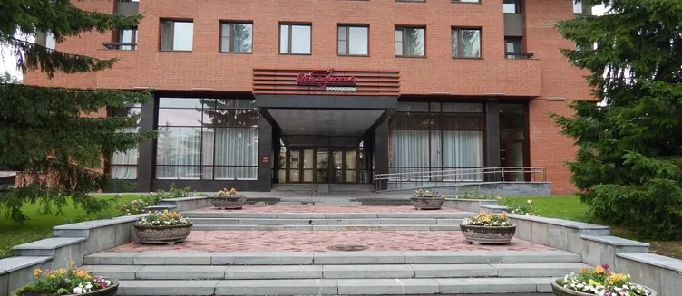 Фото отеля Oktyabrskaya Hotel