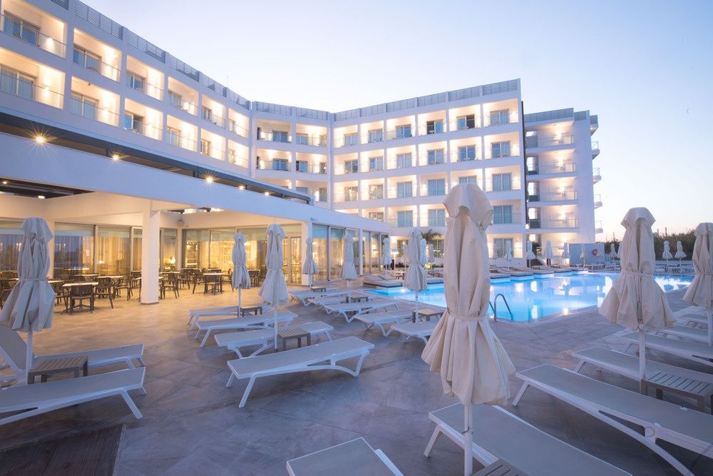 Evalena Beach Hotel фото 38