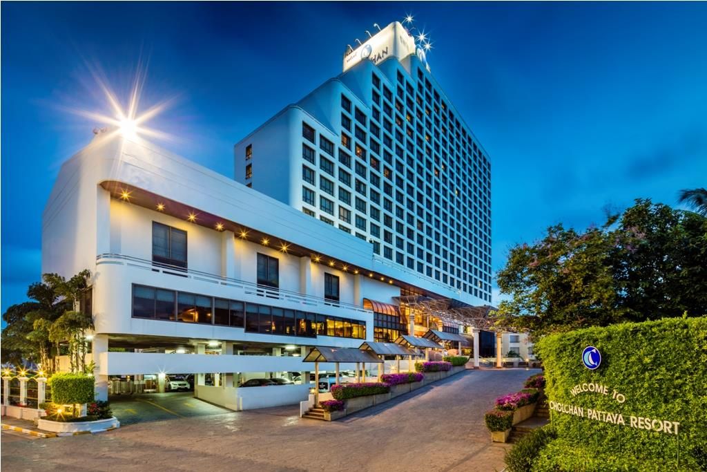 Cholchan Pattaya Beach Resort фото 64