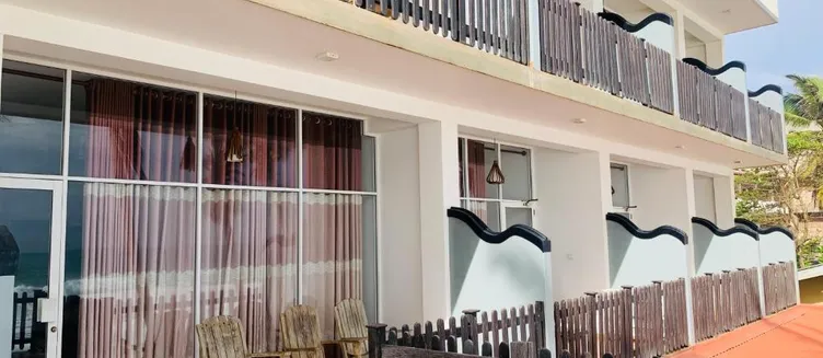 Фото отеля Yula Beach Hikkaduwa