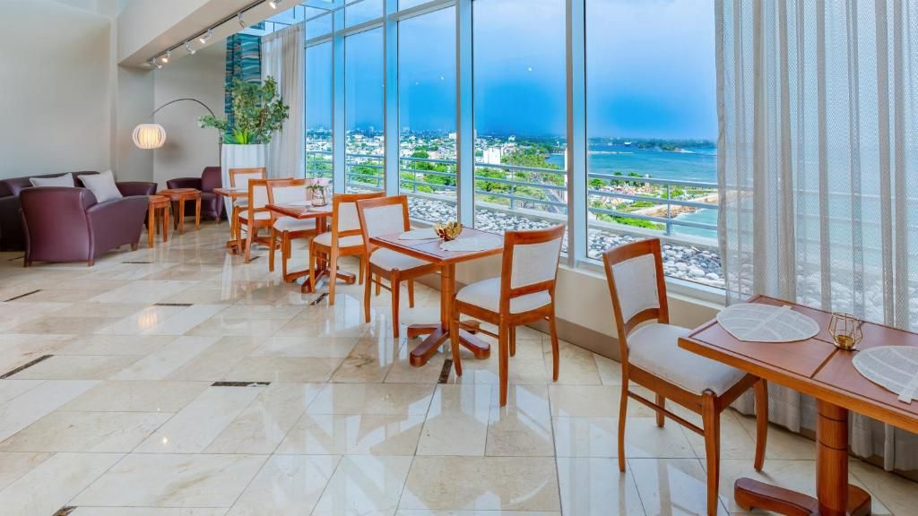 Crowne Plaza фото 22