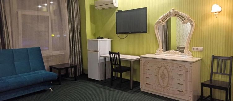 Фото отеля Express Hotel & Hostel