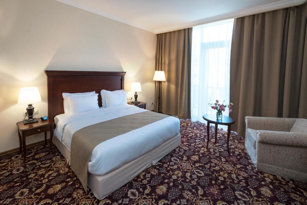Ani Grand Hotel Yerevan фото 9