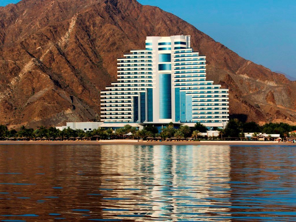 Le Meridien Al Aqah Beach Resort фото 27