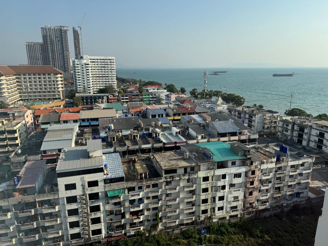 Jomtien Palm Beach Hotel & Resort фото 37