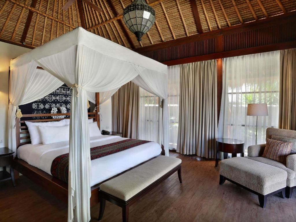 Novotel Lombok Resort & Villas фото 43