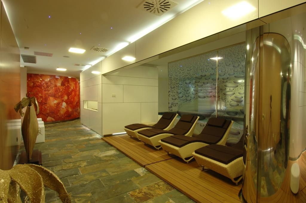 Remisens Premium Villa Ambasador фото 17