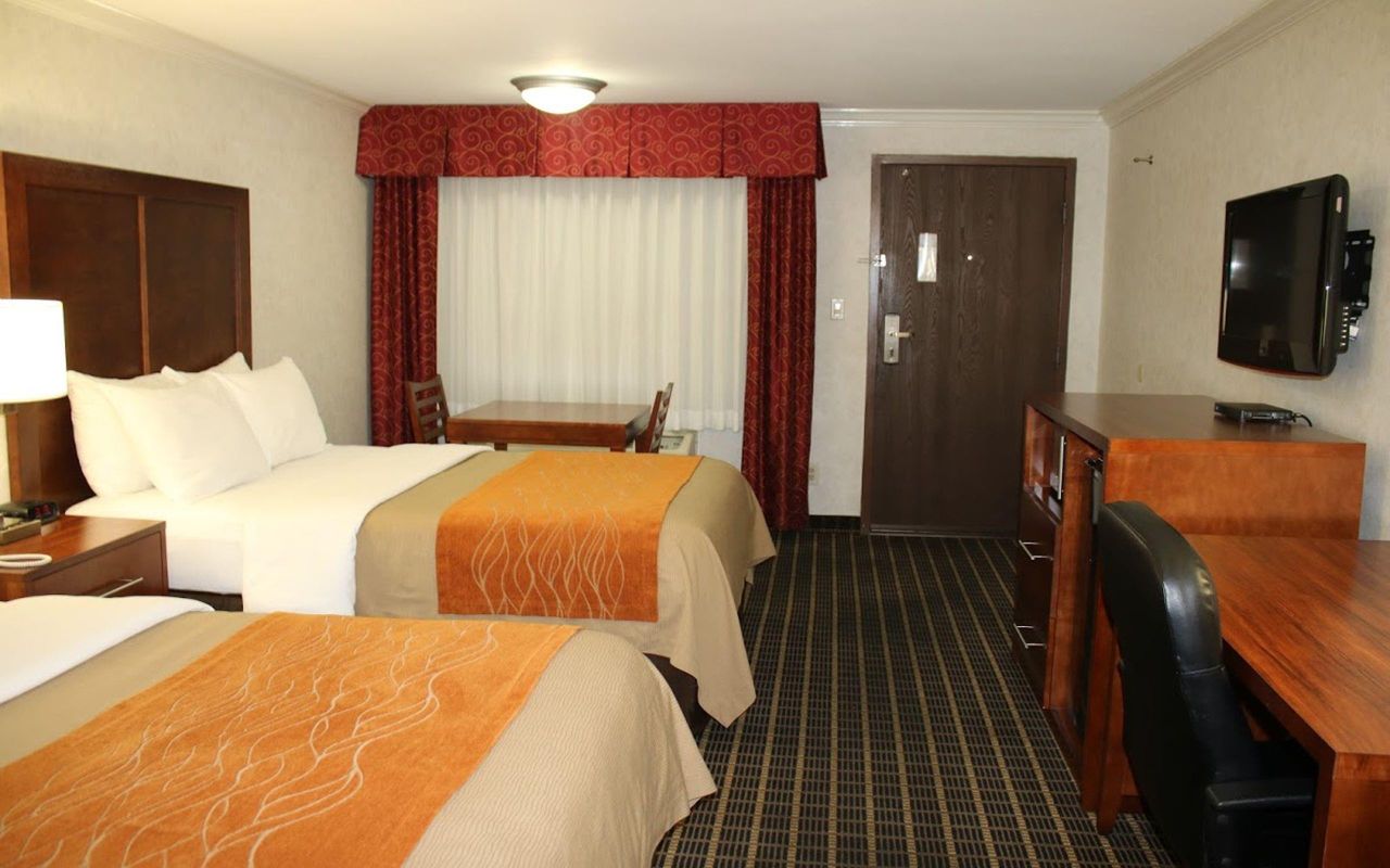 Comfort Inn Near Old Town Pasadena in Eagle Rock CA фото 8
