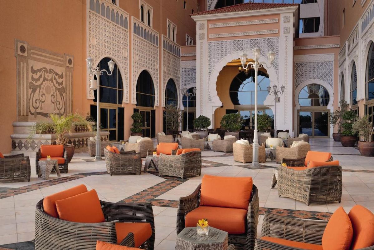Oaks Ibn Battuta Gate Dubai фото 18