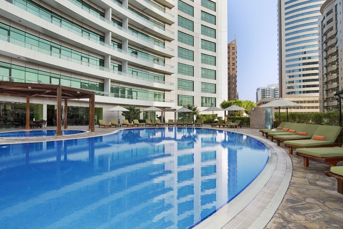 TIME Oak Hotel & Suites фото 0