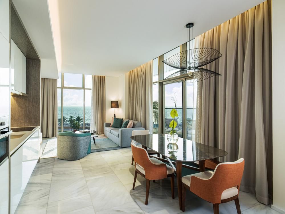 Th8 Palm Dubai Beach Resort Vignette Collection фото 56