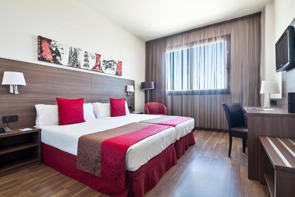 Hotel 4 Barcelona фото 23