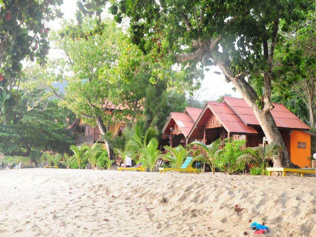 White Sand Beach Resort фото 8