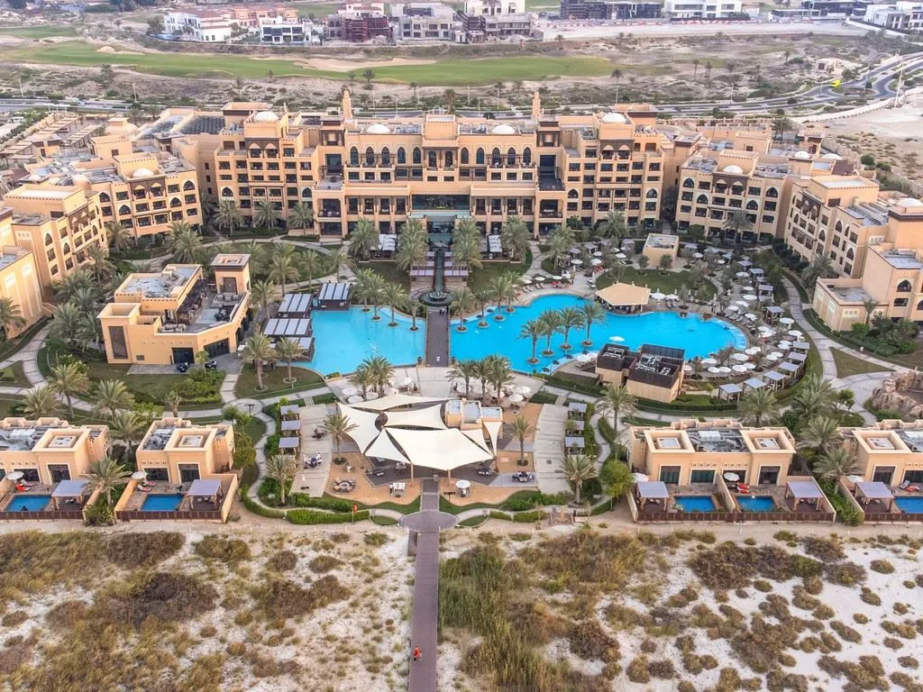 Saadiyat Rotana Resort and Villas фото 3
