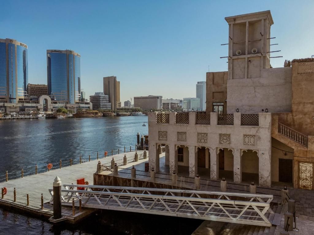 Al Seef Heritage Hotel Dubai, Curio Collection by Hilton фото 1