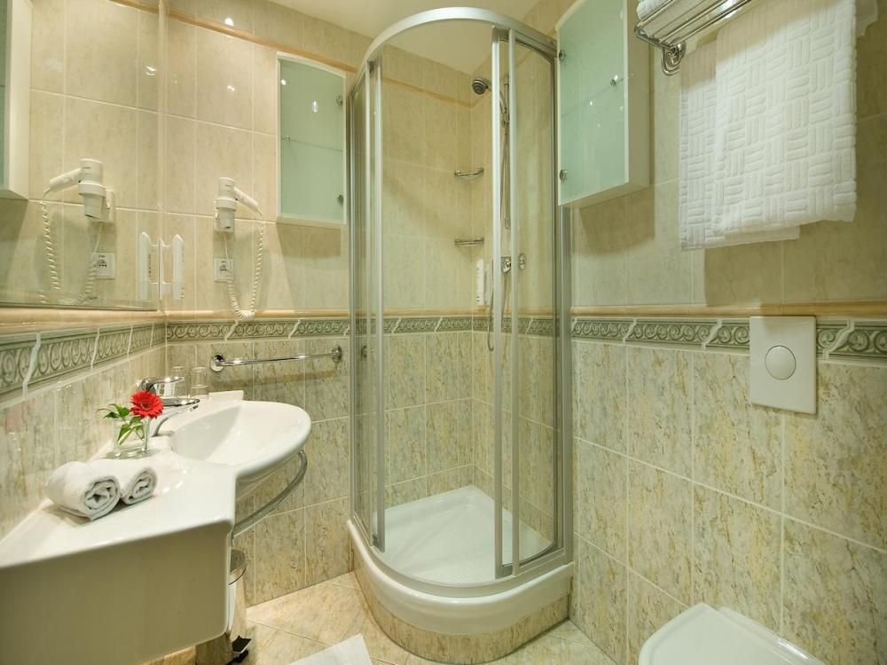 Hotel Ramada Prague City Centre фото 74