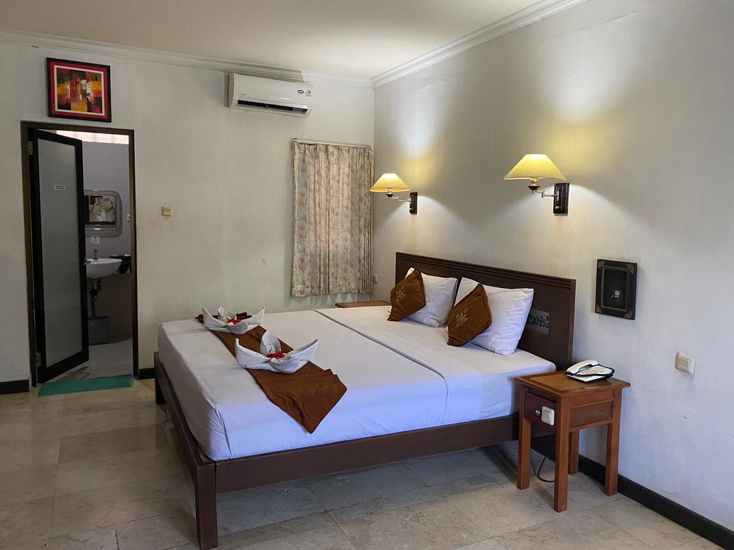 Melasti Kuta Bungalows and Spa фото 37