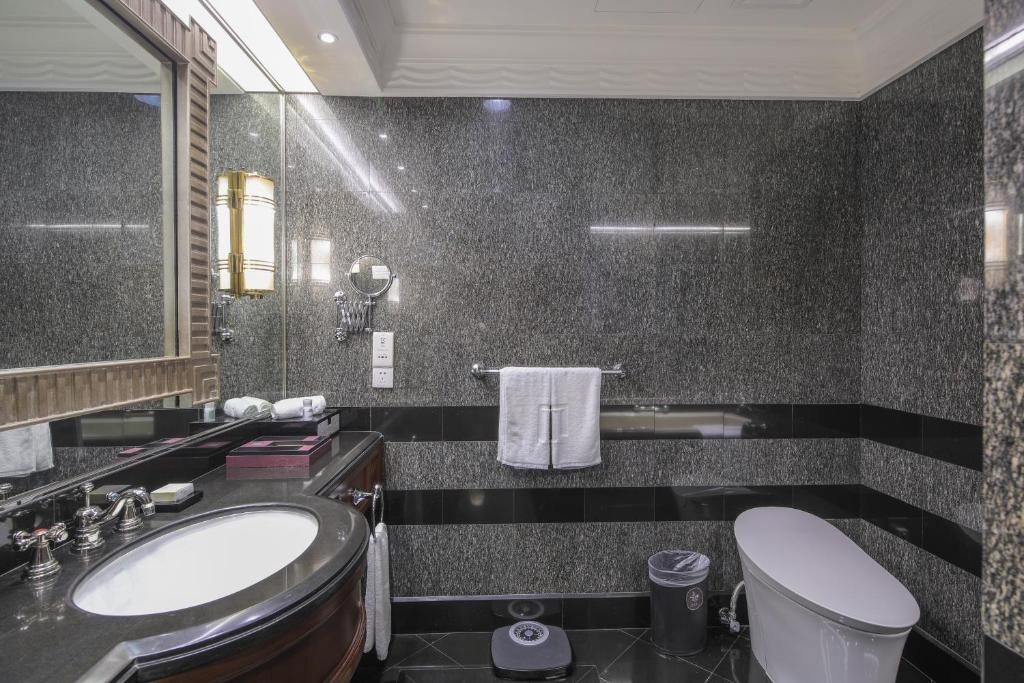 Jin Jiang Hotel фото 22