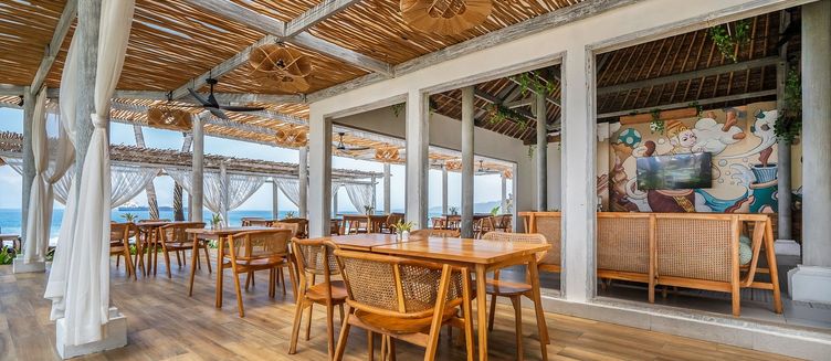 Фото отеля Nirwana Beach & Resort Candidasa