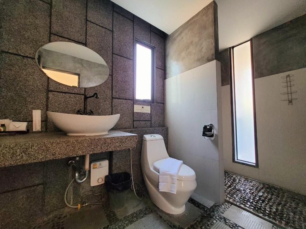 Surintra Boutique Resort фото 42