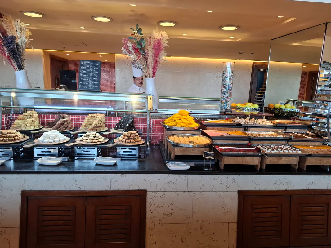 Grand Rotana Resort & Spa фото 60