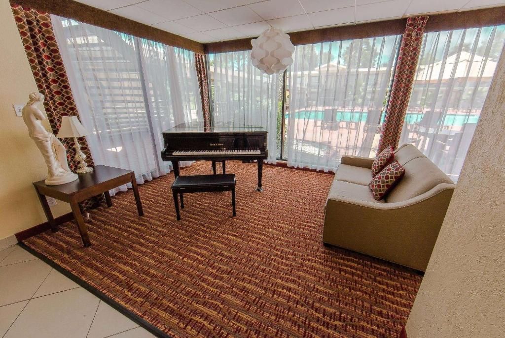 Ramada Houston Intercontinental Airport East фото 25