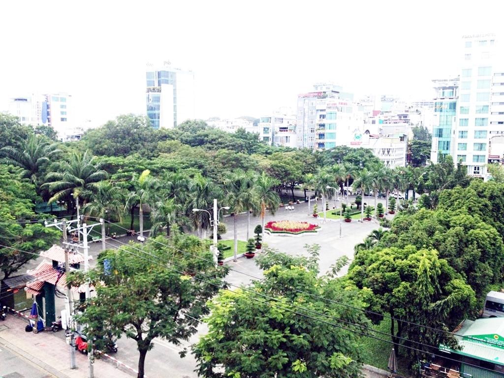 Liberty Hotel Saigon Greenview фото 58