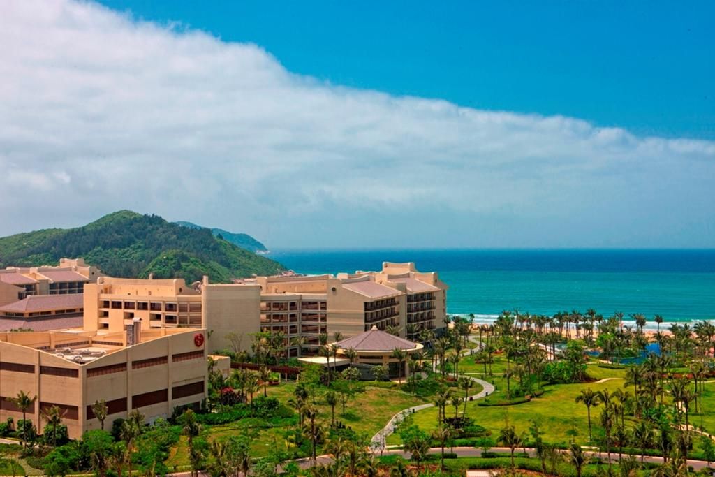 Sheraton Shenzhou Peninsula Resort фото 1
